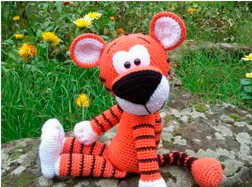 веселый тигренок